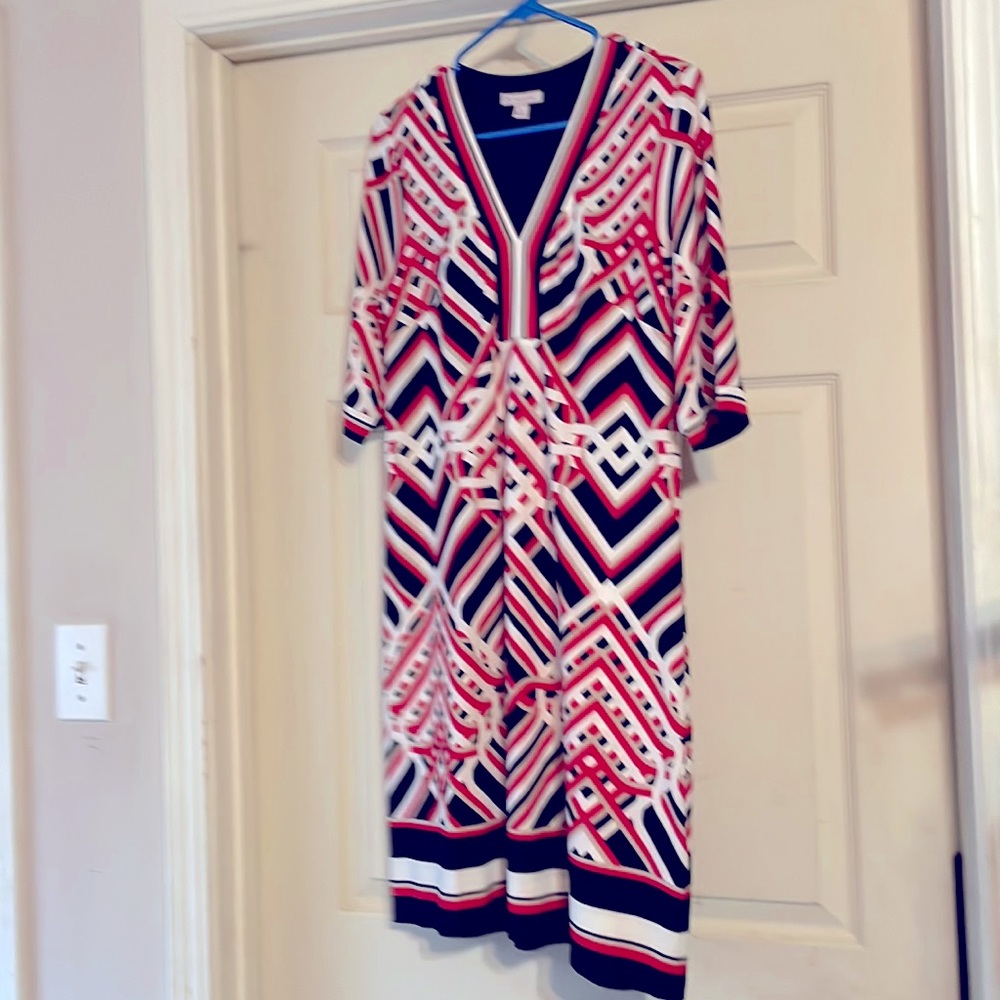 Light weight tunic casual dress. Brand is Established 1962.